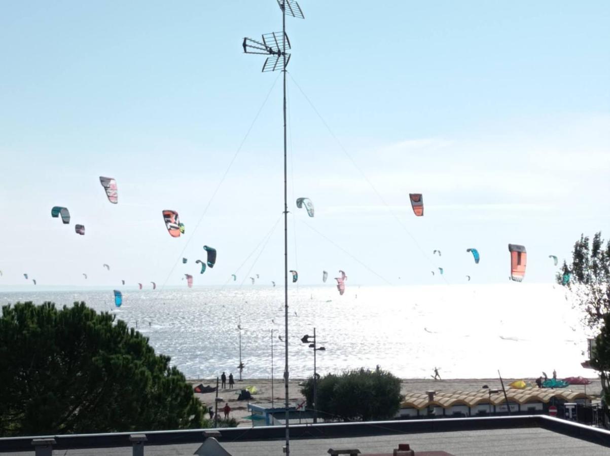 Seaview Beach Front Grado Pineta Andromeda Εξωτερικό φωτογραφία